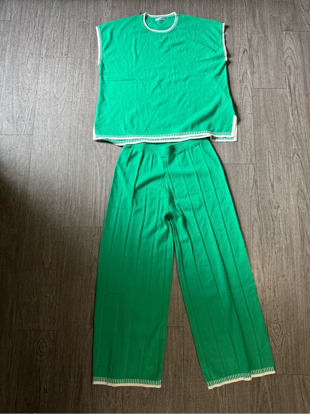 Large Matching Knit Sweater Set in Green